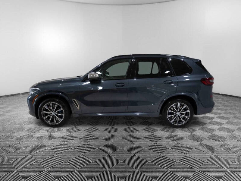 Used 2022 BMW X5 M50i with VIN 5UXJU4C0XN9L65251 for sale in North Olmsted, OH