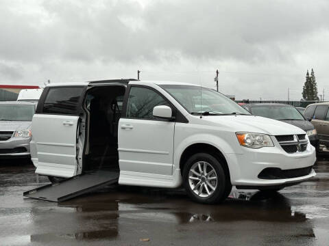 2016 Dodge Grand Caravan SXT Plus