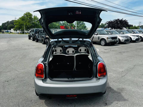 2015 MINI Hardtop 4 Door Cooper