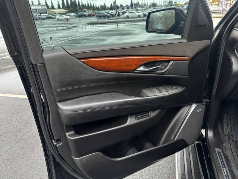 2015 Cadillac Escalade Premium