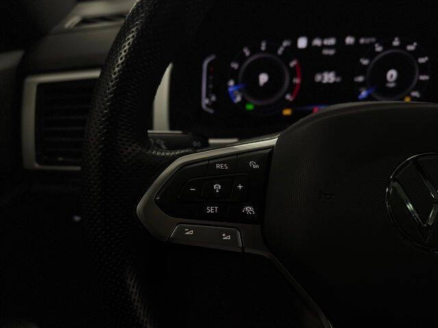 2022 Volkswagen Atlas Cross Sport V6 SEL R-Line 4Motion