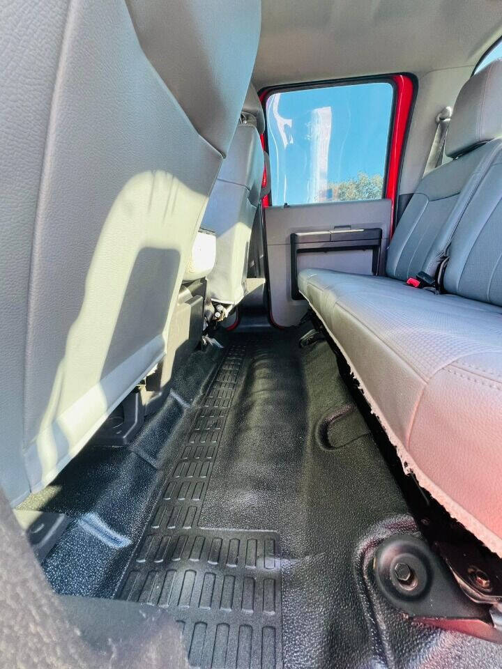 2013 Ford F-250 Super Duty  - $23,950