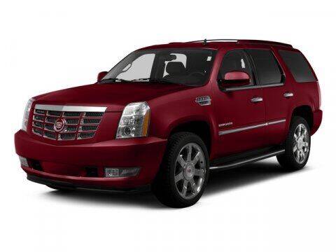 2014 Cadillac Escalade for sale at Gary Uftring's Used Car Outlet in Washington IL