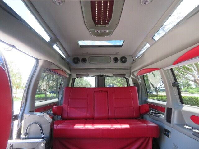 2018 GMC Savana 2500