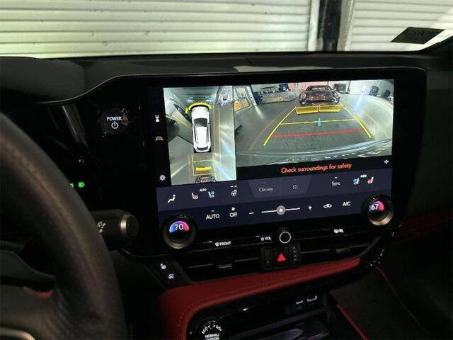 2025 Lexus NX 450h+ F SPORT Handling