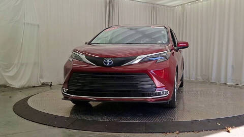 2024 Toyota Sienna XLE 7-Passenger