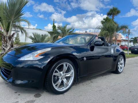2010 Nissan 370Z for sale at GCR MOTORSPORTS in Hollywood FL