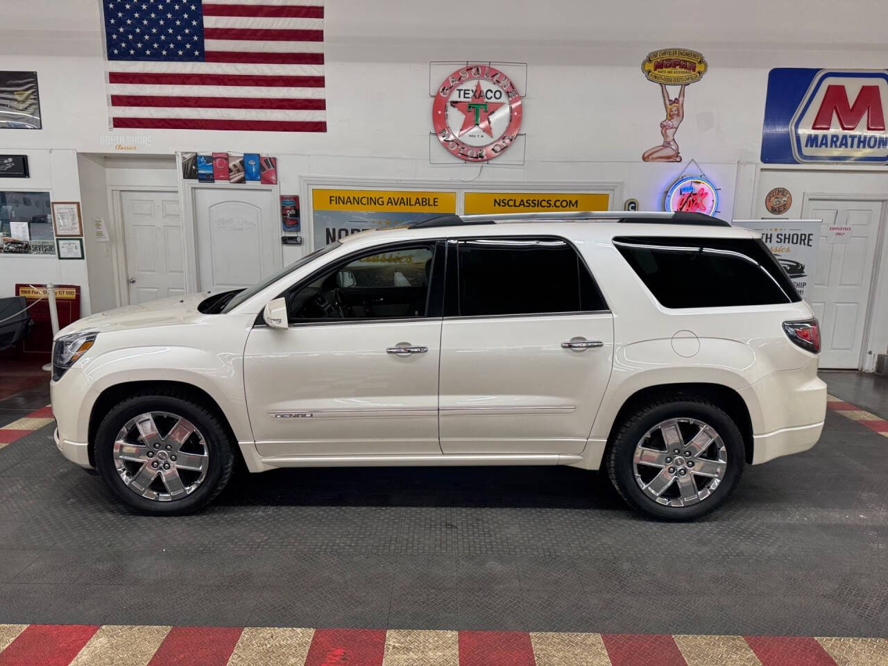2014 GMC Acadia 4