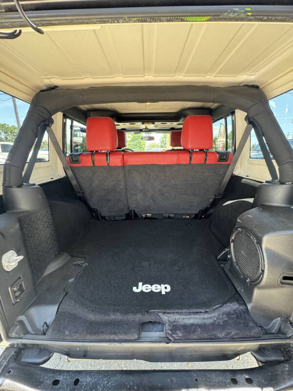 2014 Jeep Wrangler Unlimited Sahara
