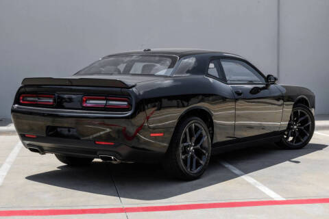 2023 Dodge Challenger SXT