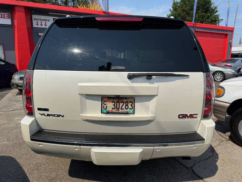 2010 GMC Yukon Denali