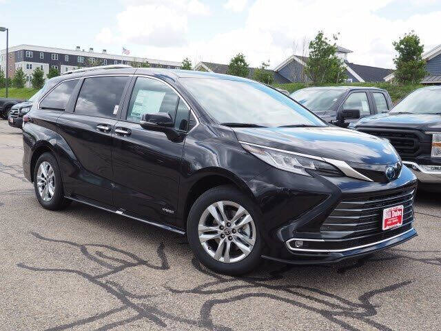 2021 Toyota Sienna Limited 7-Passenger
