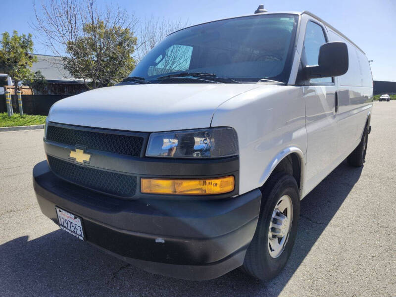 2021 Chevrolet Express Cargo Work Van's photo