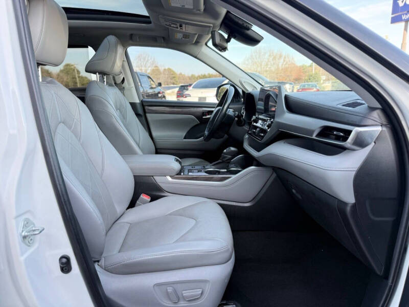 2021 Toyota Highlander Platinum