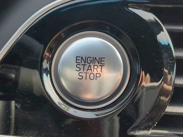 2023 Genesis G70