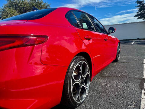 2022 Alfa Romeo Giulia Veloce