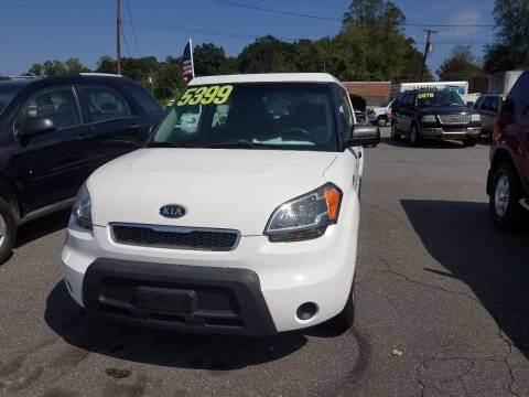 2011 Kia Soul for sale at Wheel'n & Deal'n in Lenoir NC