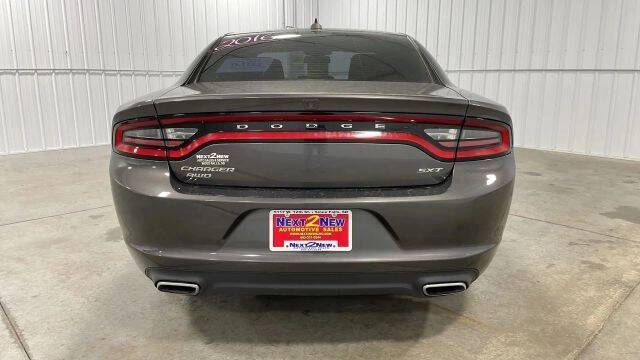 2016 Dodge Charger SXT