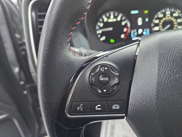 2020 Mitsubishi Outlander LE