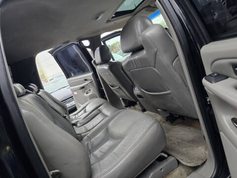 2003 GMC Yukon XL Denali