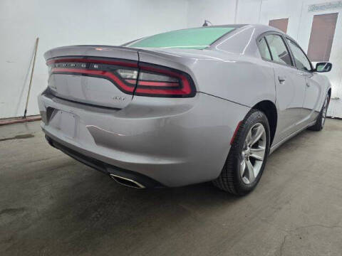 2015 Dodge Charger SXT