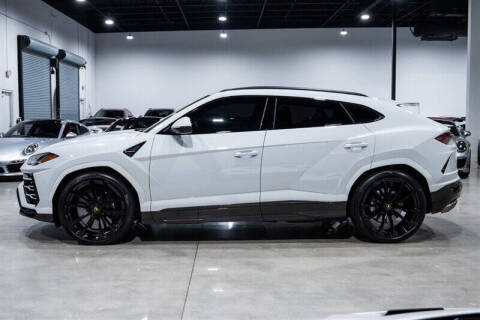 2022 Lamborghini Urus