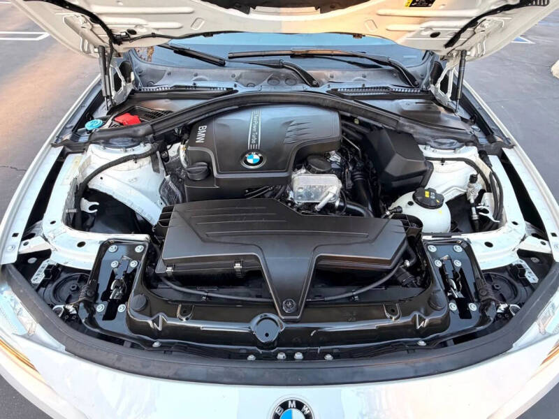 2017 BMW 3 Series 320i