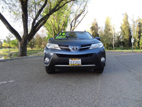 2014 Toyota RAV4 XLE