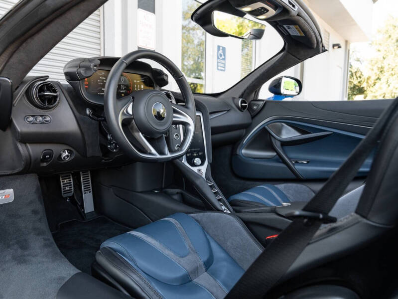 2024 McLaren 750S Spider