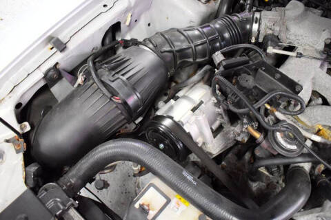 2004 Ford Mustang Deluxe