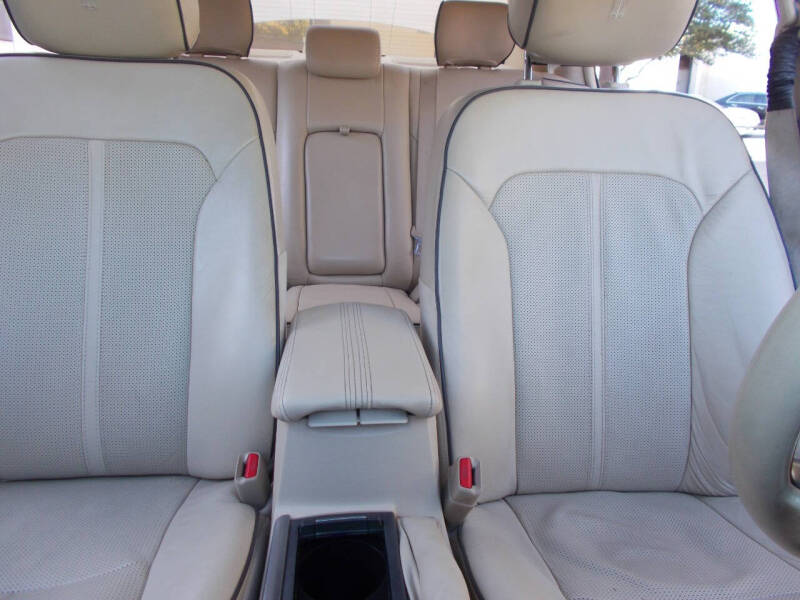 2011 Lincoln MKZ