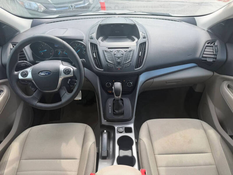 2016 Ford Escape SE