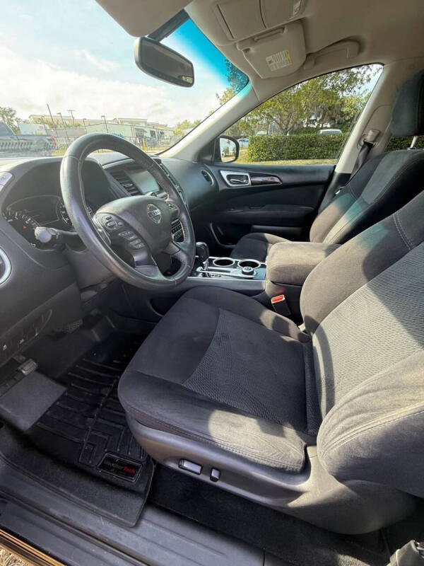 2016 Nissan Pathfinder