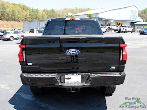 2025 Ford F-150 Lightning Flash