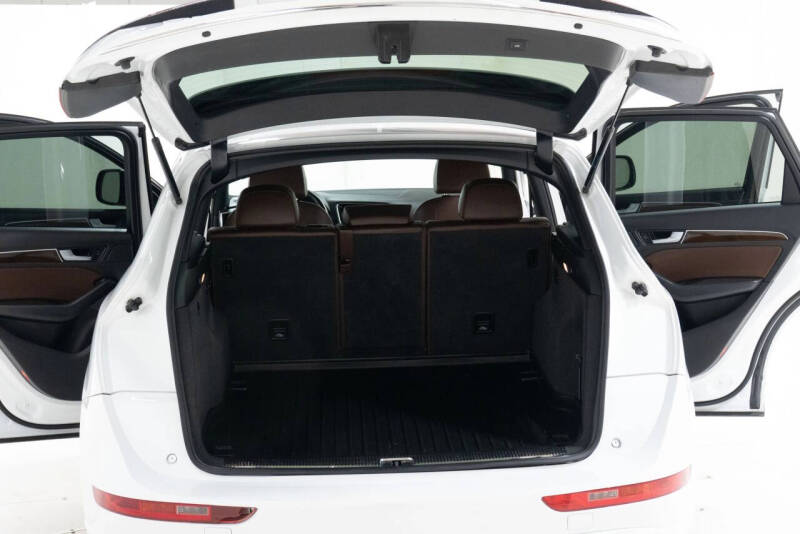 2017 Audi Q5 2.0T quattro Premium Plus