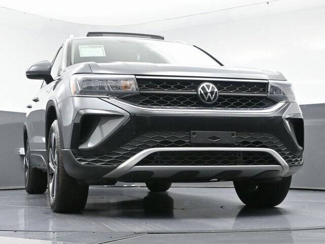 2024 Volkswagen Taos SE 4Motion