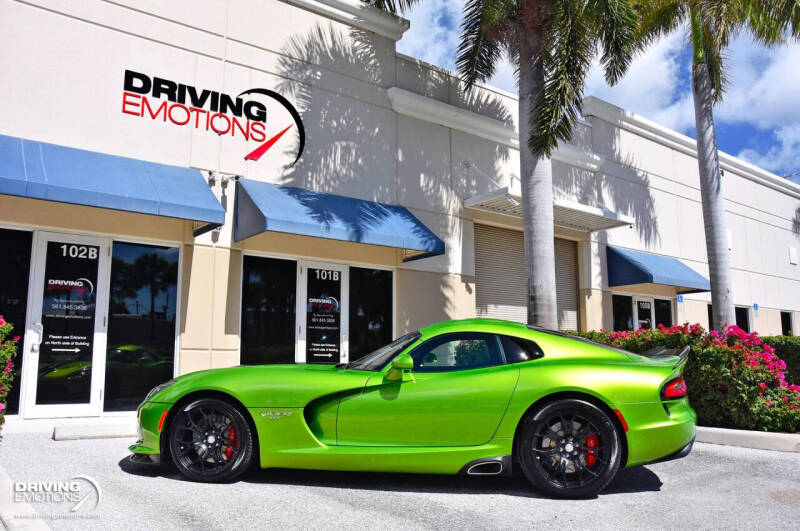 2017 Dodge Viper GTC