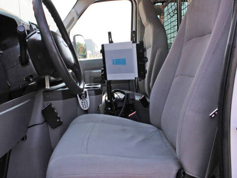 2014 Ford E-Series E-350 SD
