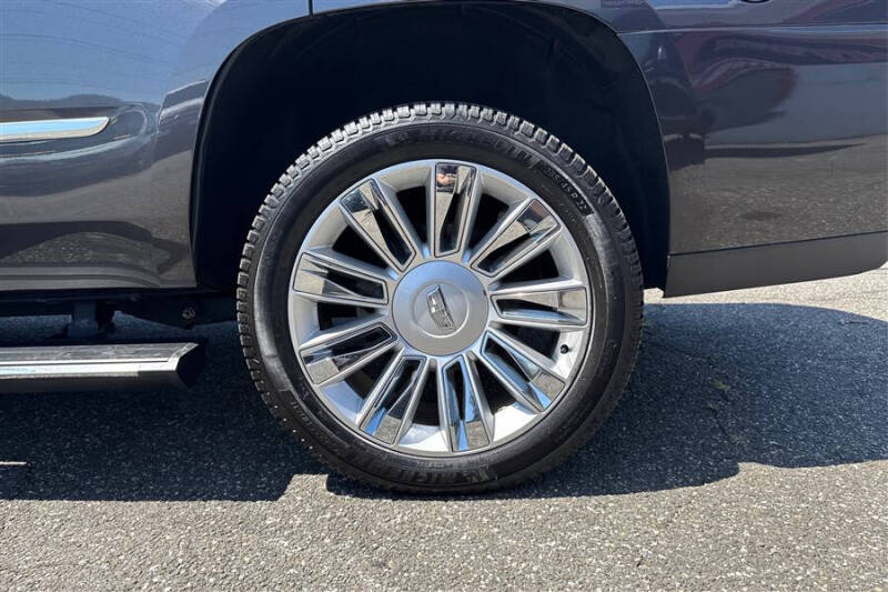 2017 Cadillac Escalade Platinum