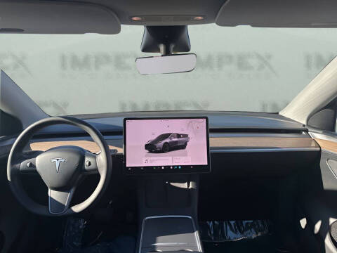 2023 Tesla Model Y Long Range