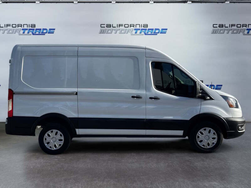 2023 Ford E-Transit
