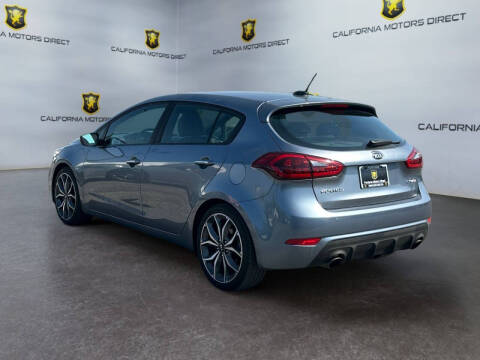 2017 Kia Forte5 SX