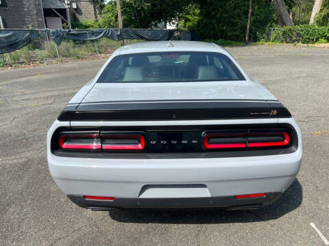 2021 Dodge Challenger