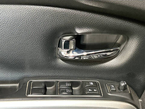 2017 Nissan Titan SL