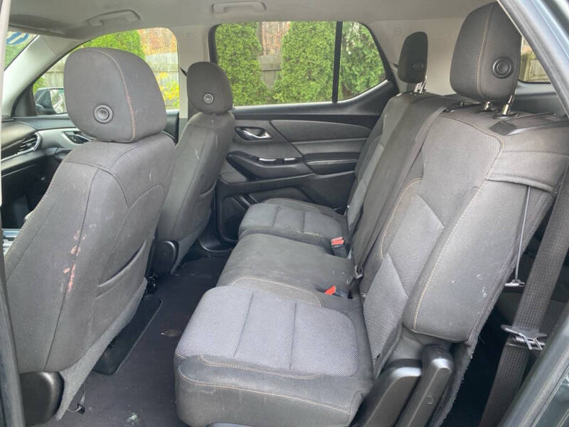 2018 Chevrolet Traverse LT Cloth