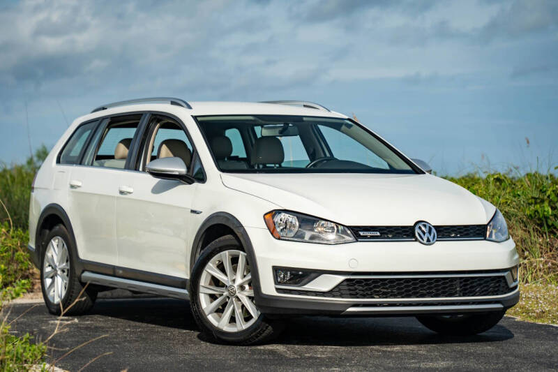 2017 Volkswagen Golf Alltrack TSI S 4Motion