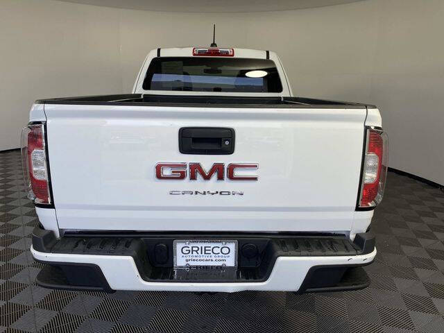 2022 GMC Canyon Elevation Standard