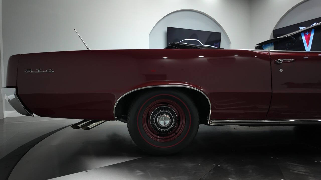 1964 Pontiac GTO 29