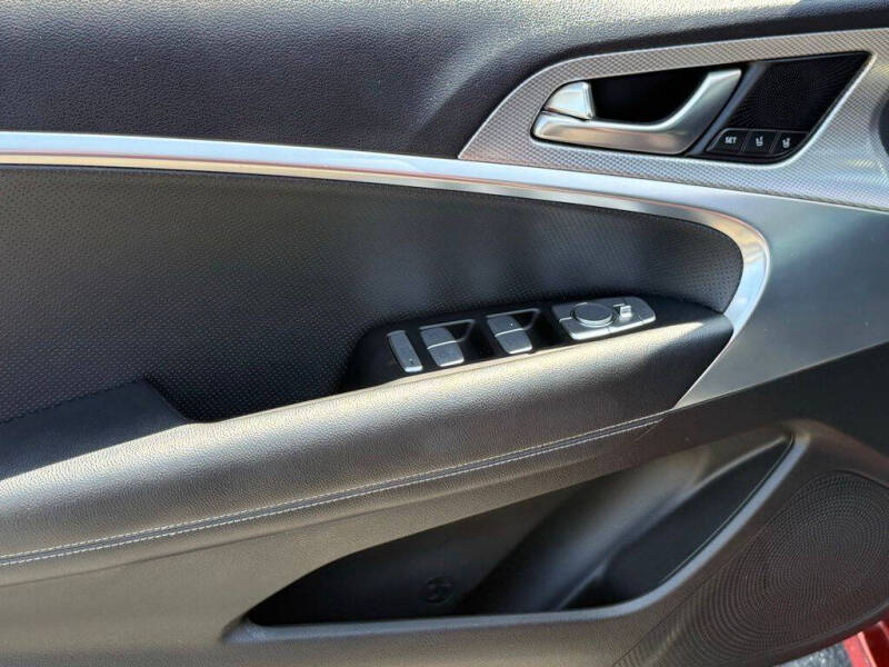 2022 Genesis G70