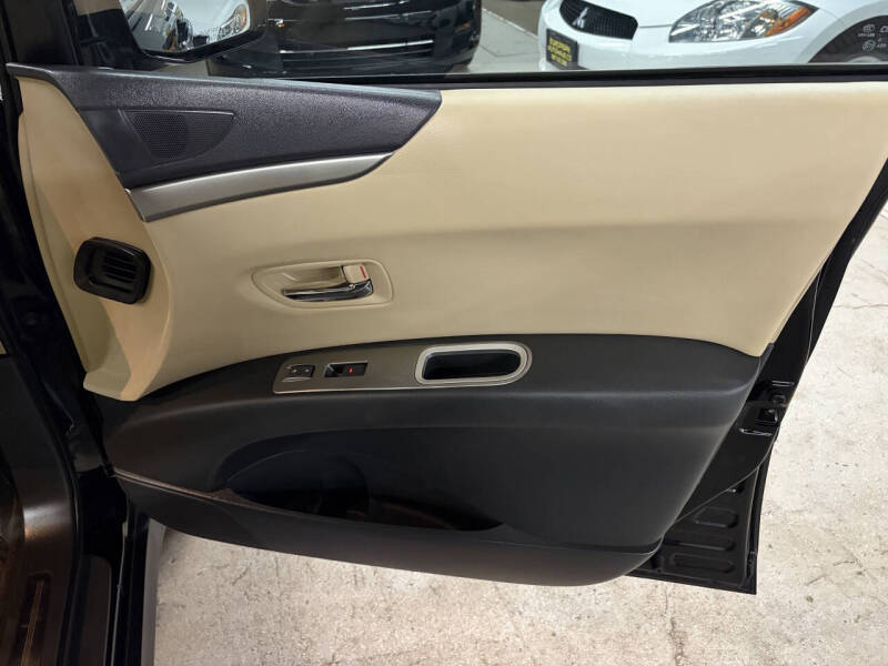 2008 Subaru Tribeca Ltd. 5-Pass.